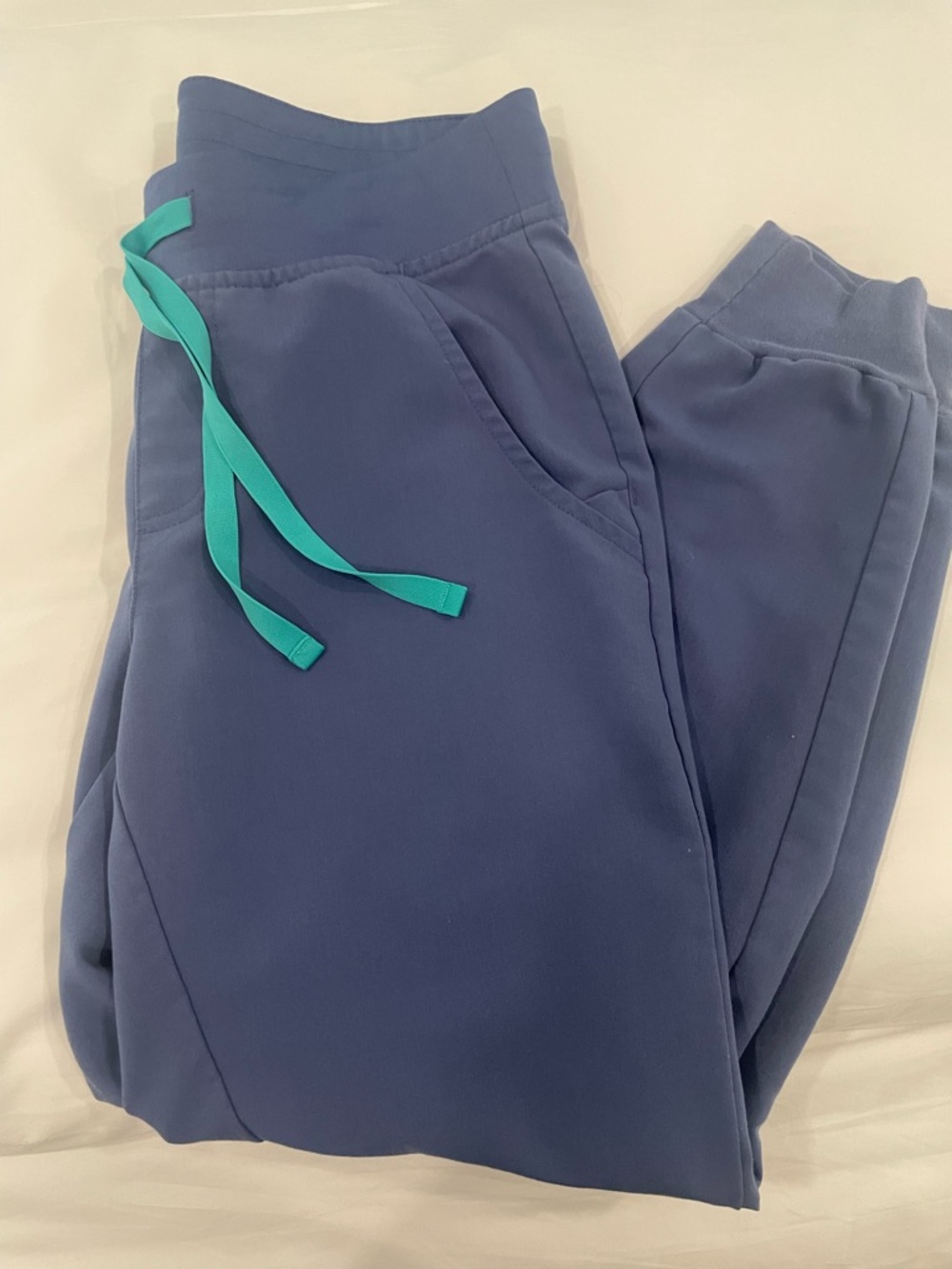 Figs Zamora joggers XS petite Big Sky